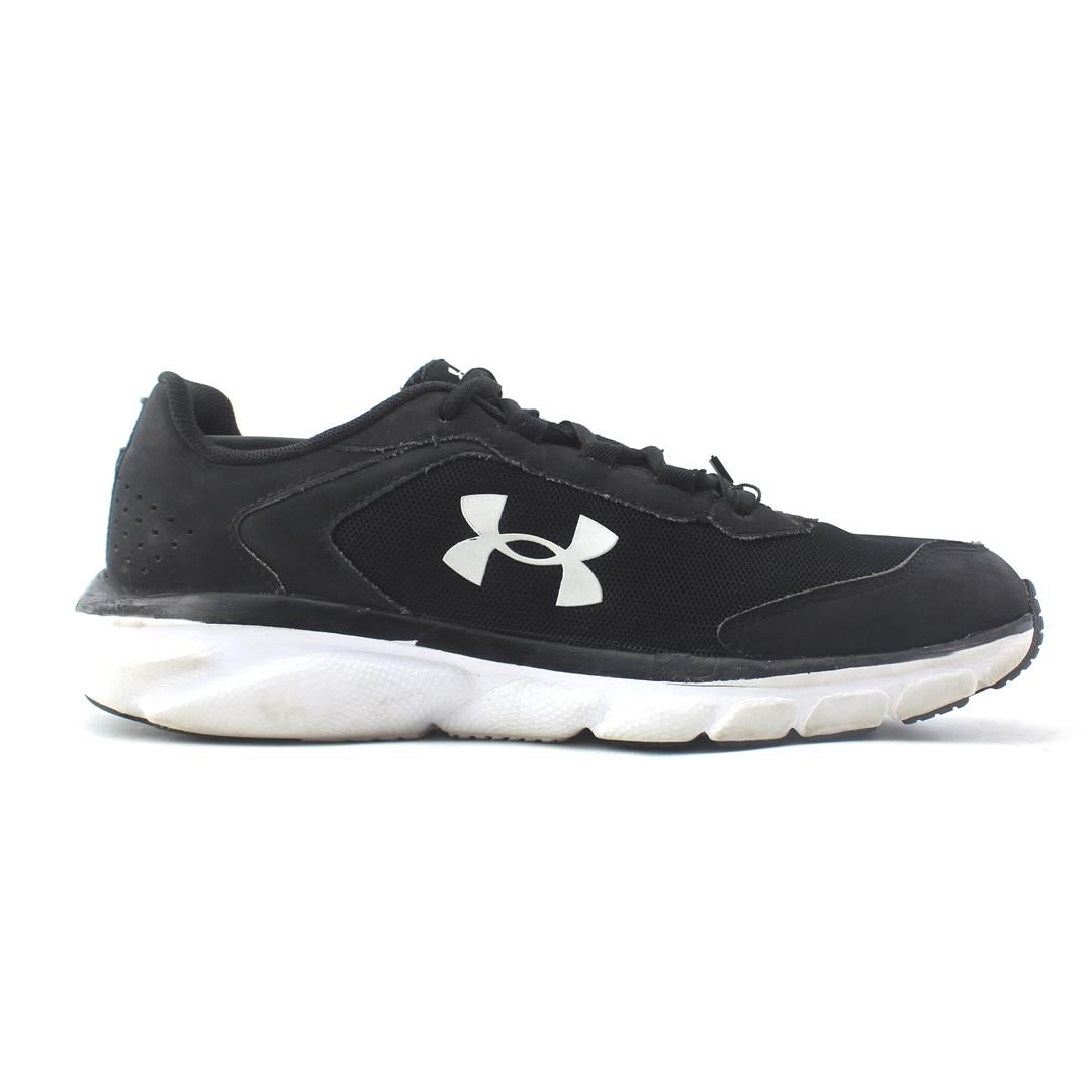 UNDER ARMOUR ASSERT 9