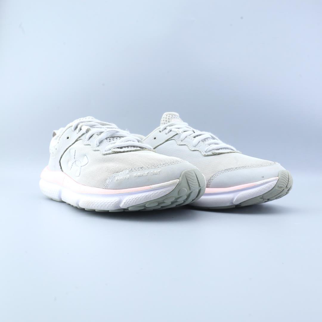 UNDER ARMOUR ASSERT 10