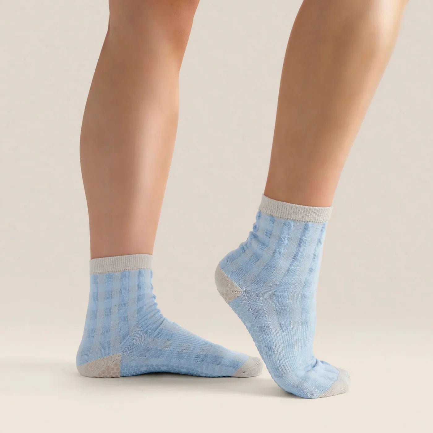 Crew Grip Socks - Gingham (Barre / Pilates)