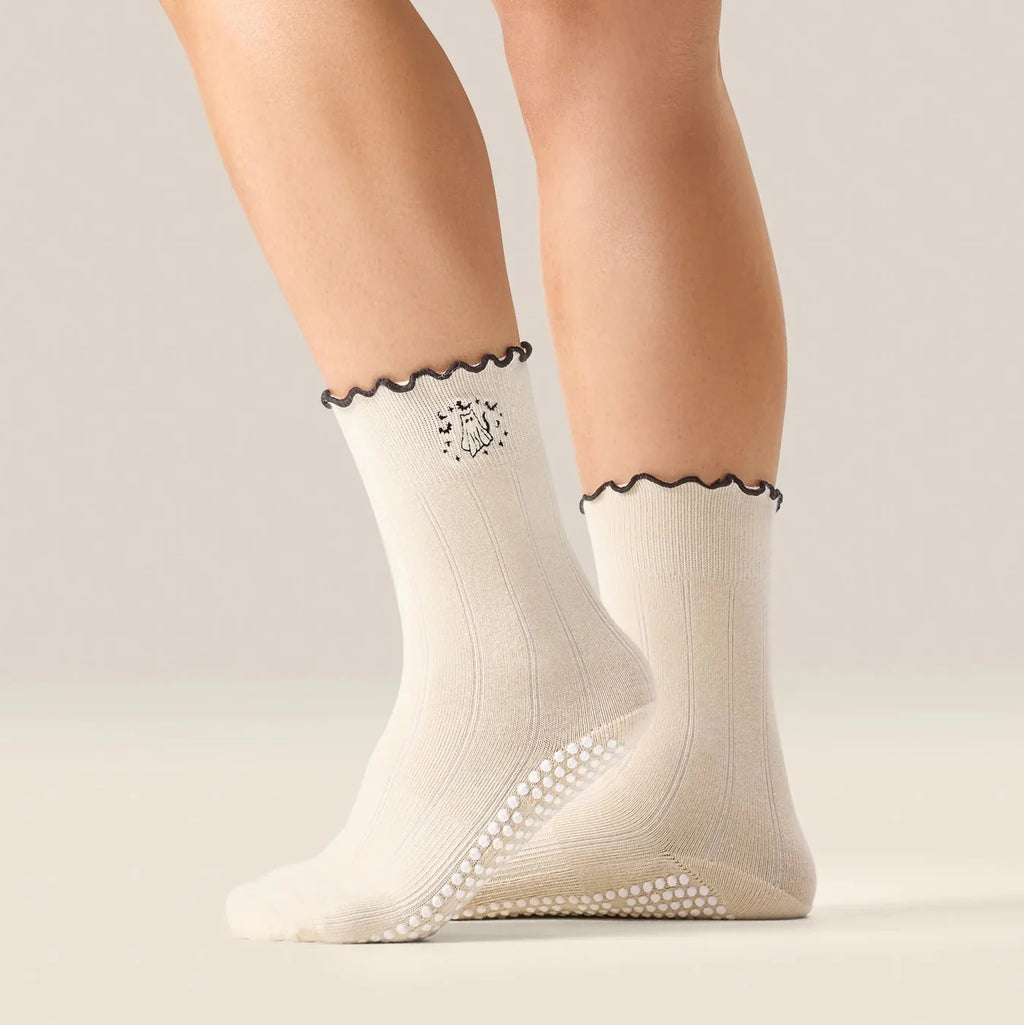 Crew Grip Socks - Spooky Cat (Barre / Pilates)