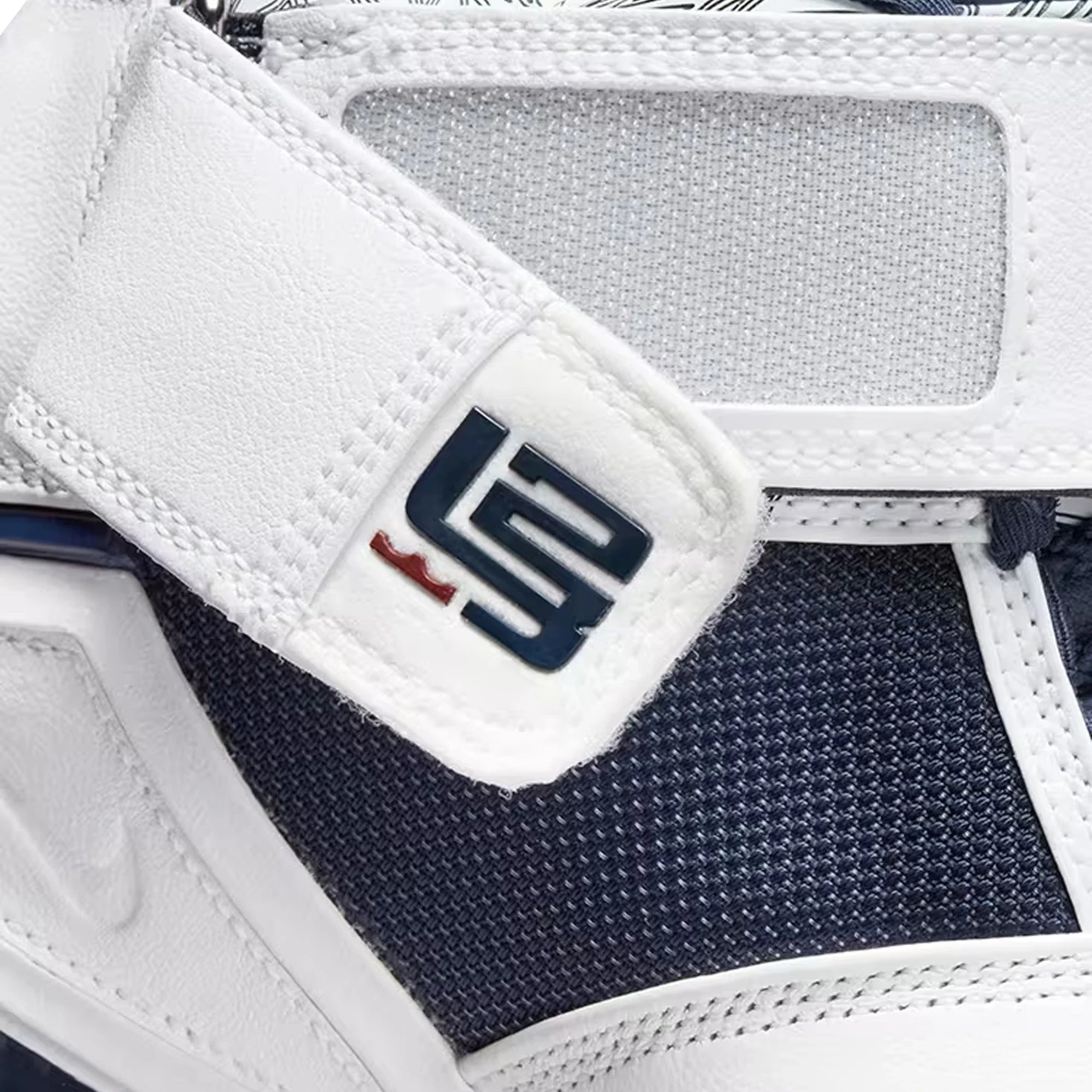 Nike LeBron Zoom 2 'Midnight Navy' (2022)