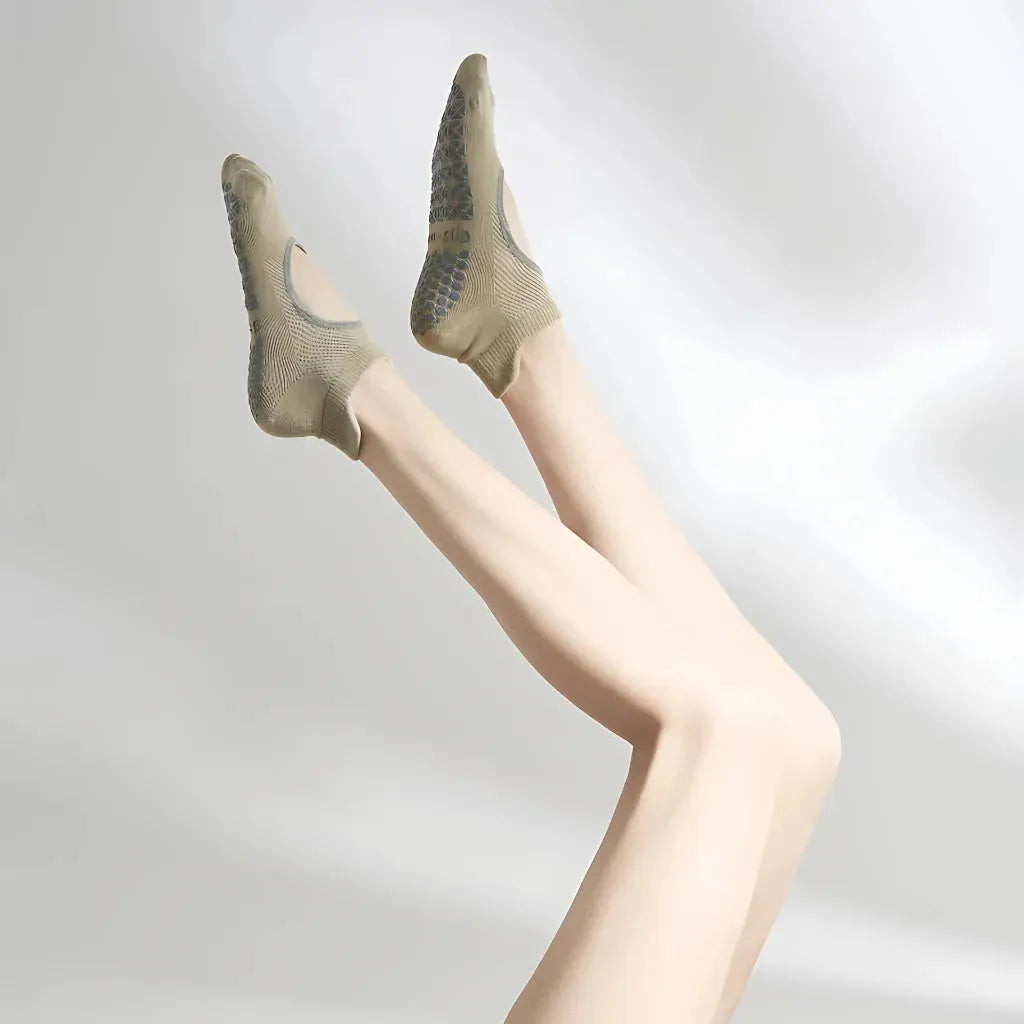 Non Slip Yoga Socks For Women With Cotton Comfort