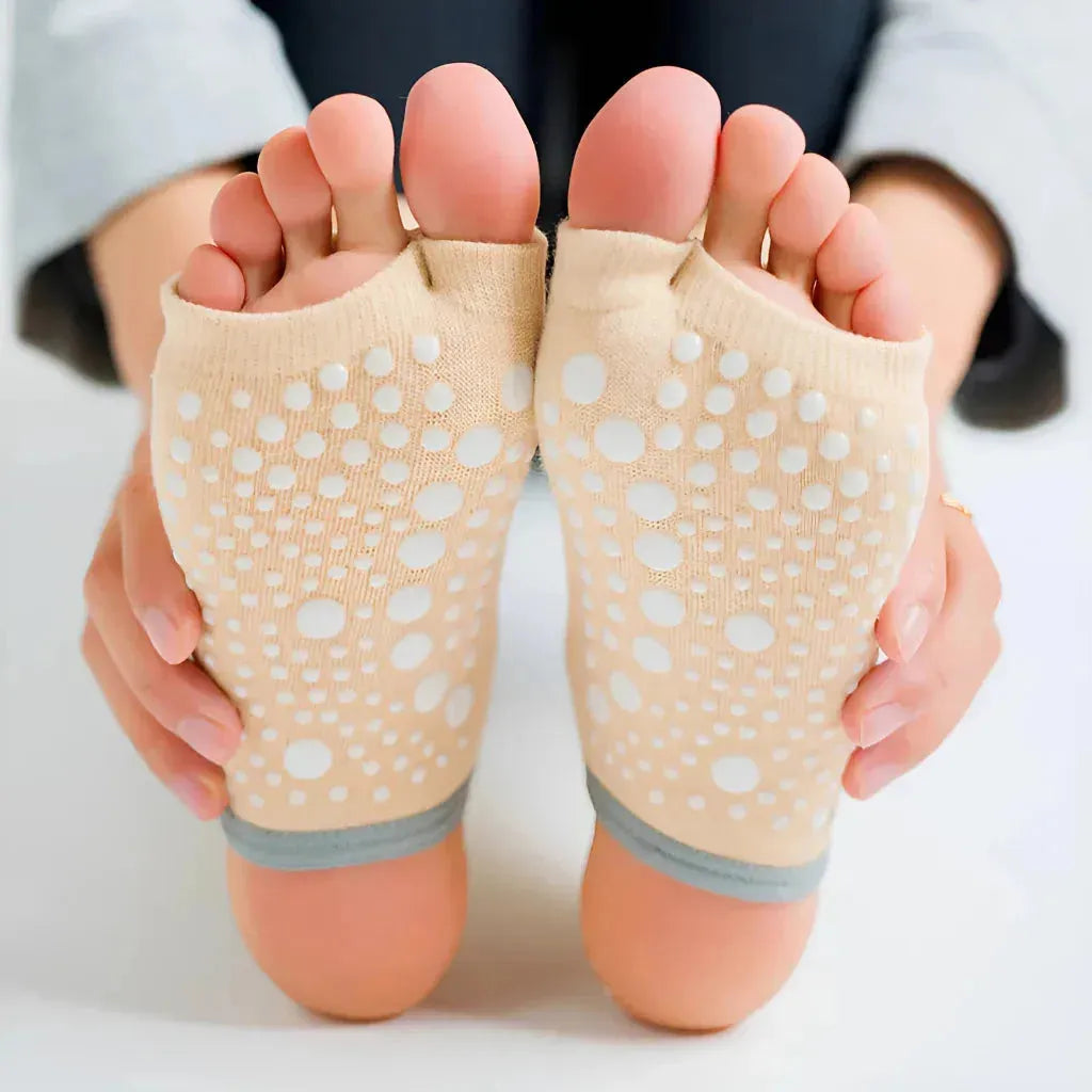 Split Toe Socks For Yoga With Non Slip Grip