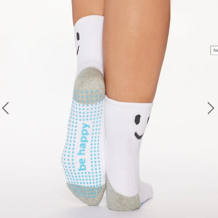 Be Happy -  Smile Short Crew Grip Socks (Barre / Pilates)