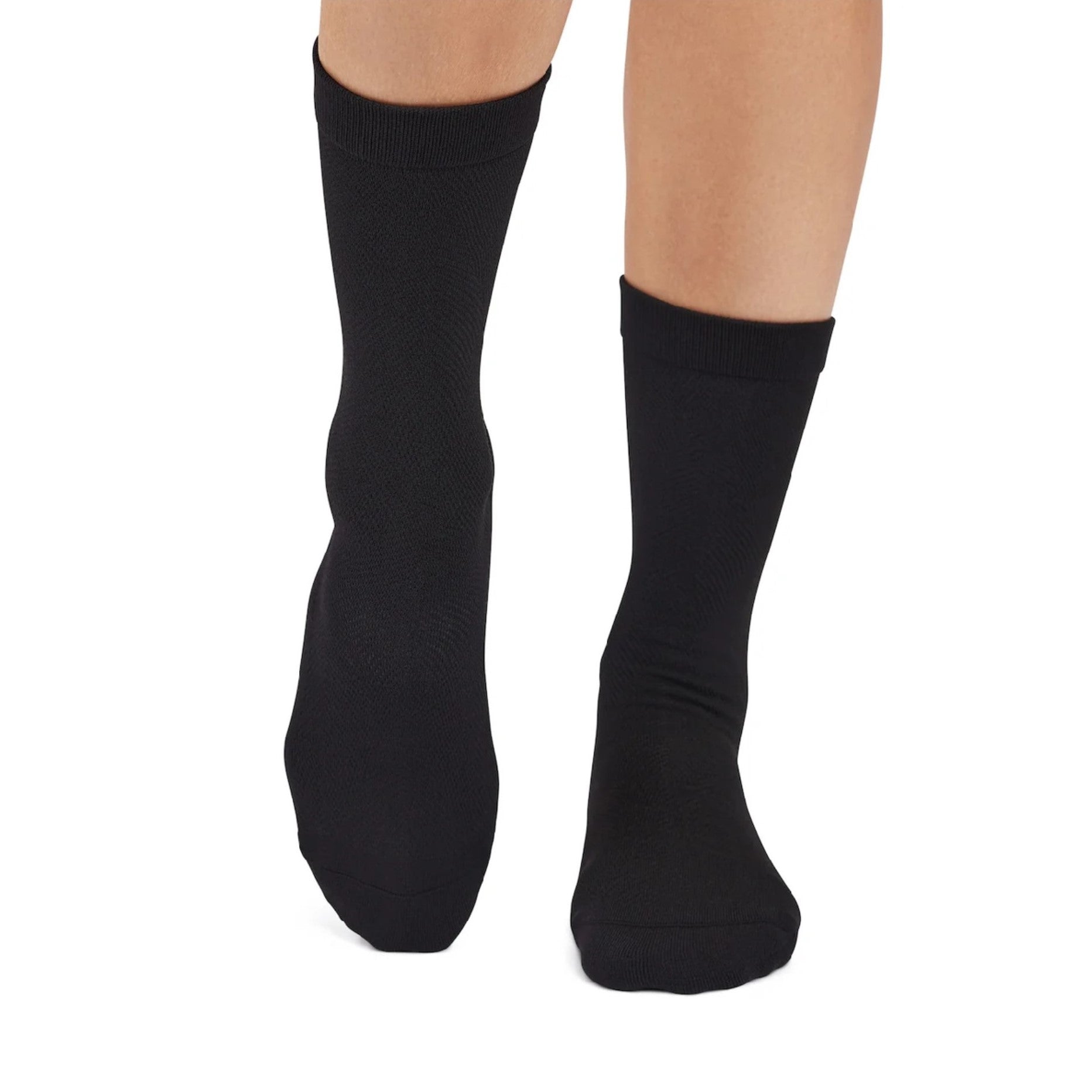 Kai Crew Grip Socks (Pilates / Barre)