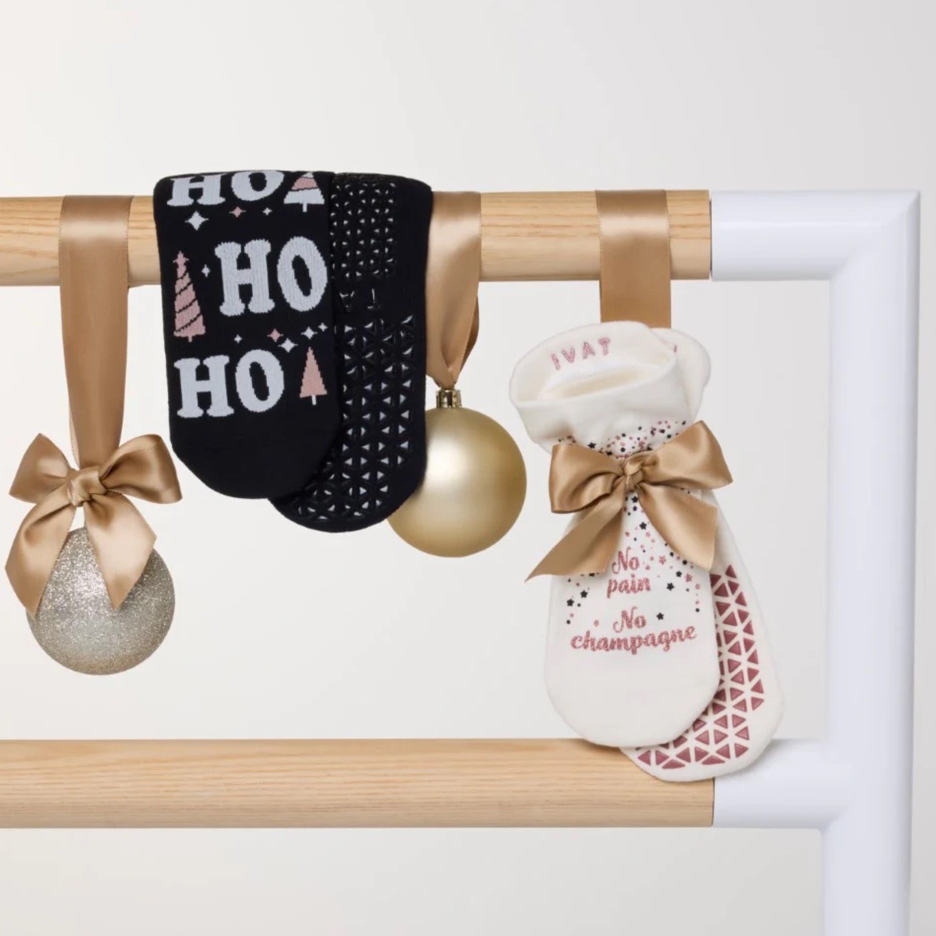 2 Pack Grip Socks - Ho Ho Ho / Bubbly (Pilates / Barre)