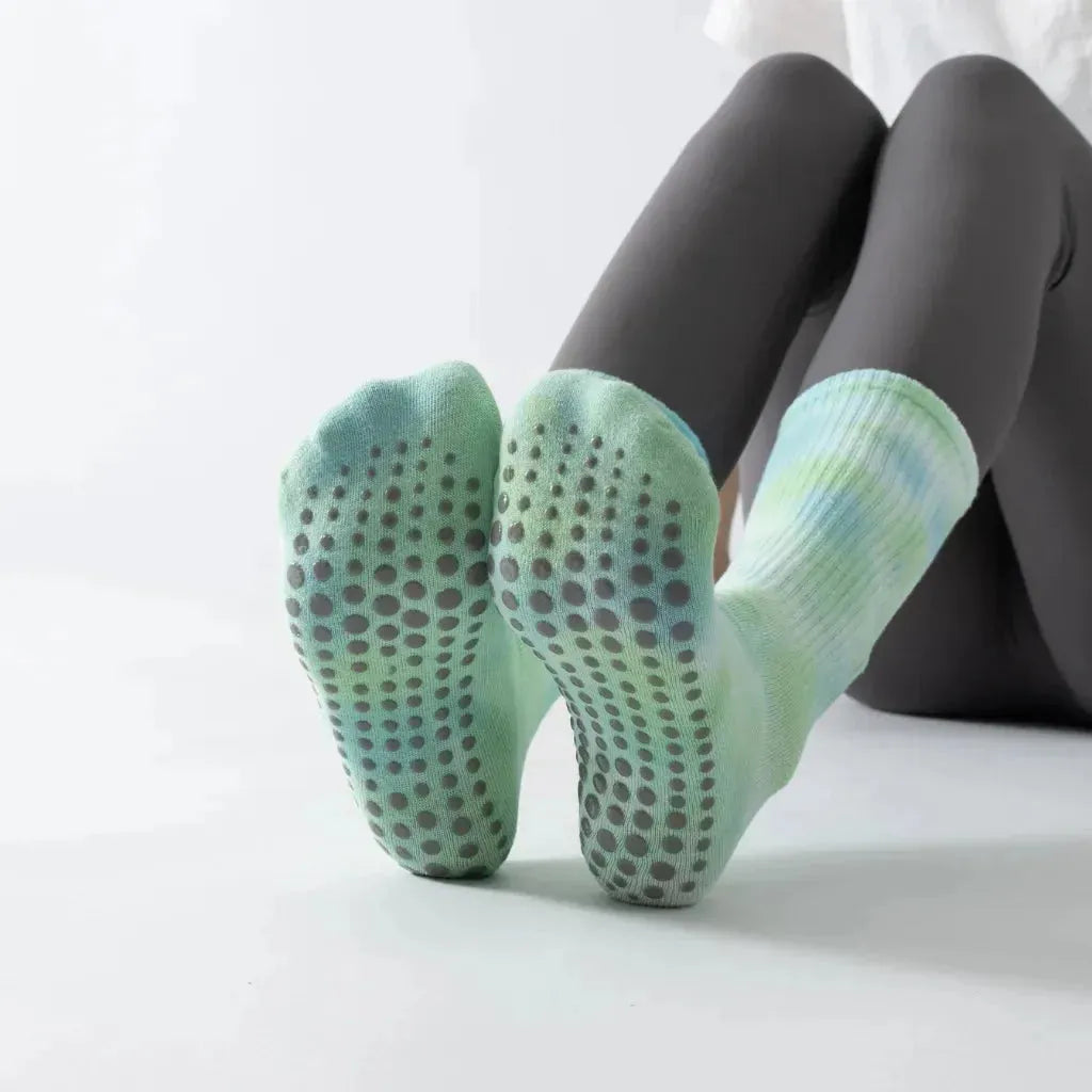 Woman Yoga Socks With Tie Dye And Non Slip Grip